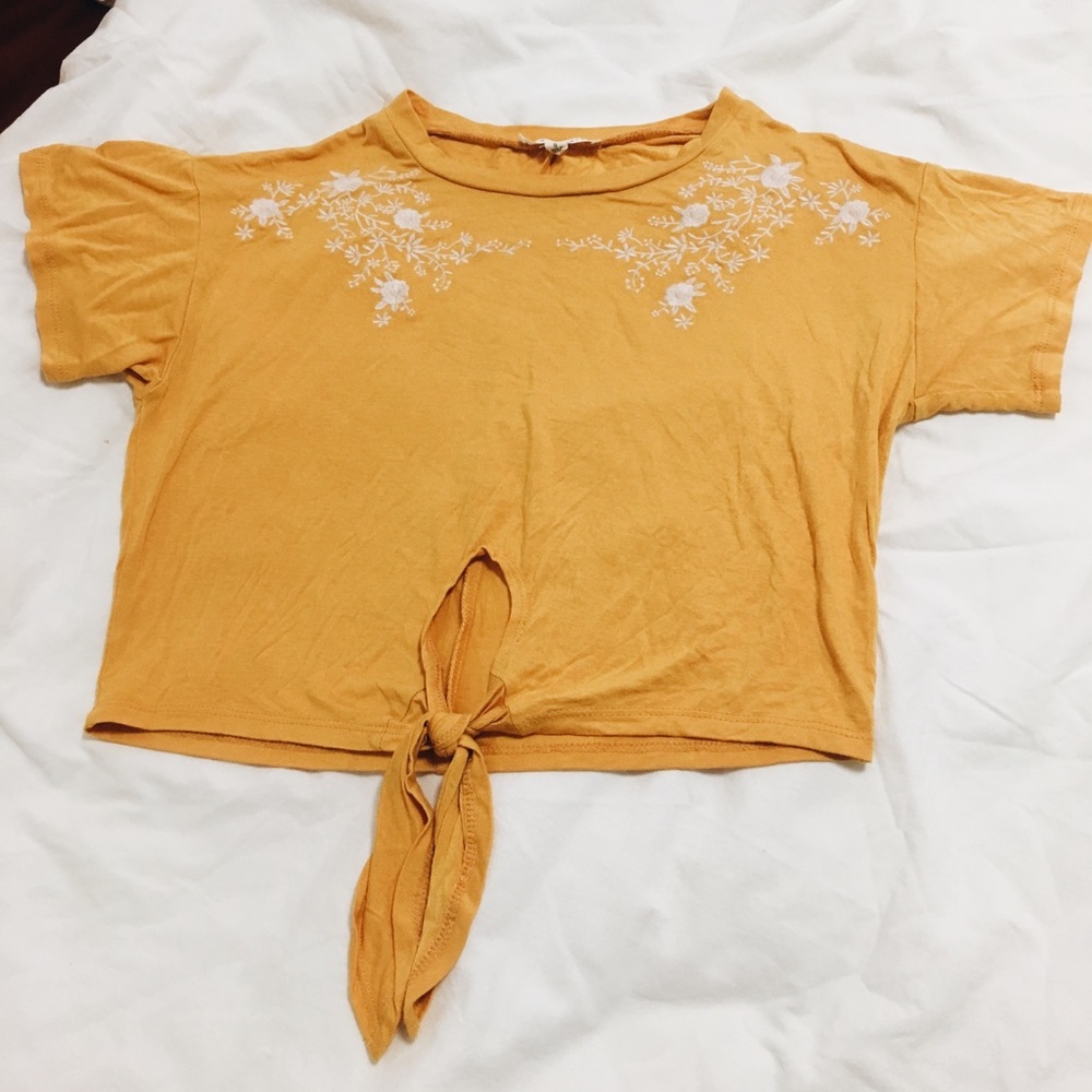 Pacsun yellow floral crop top